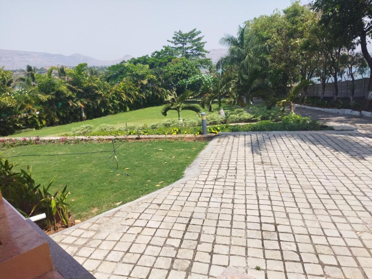 Savana Lake Resort Nashik Exterior foto