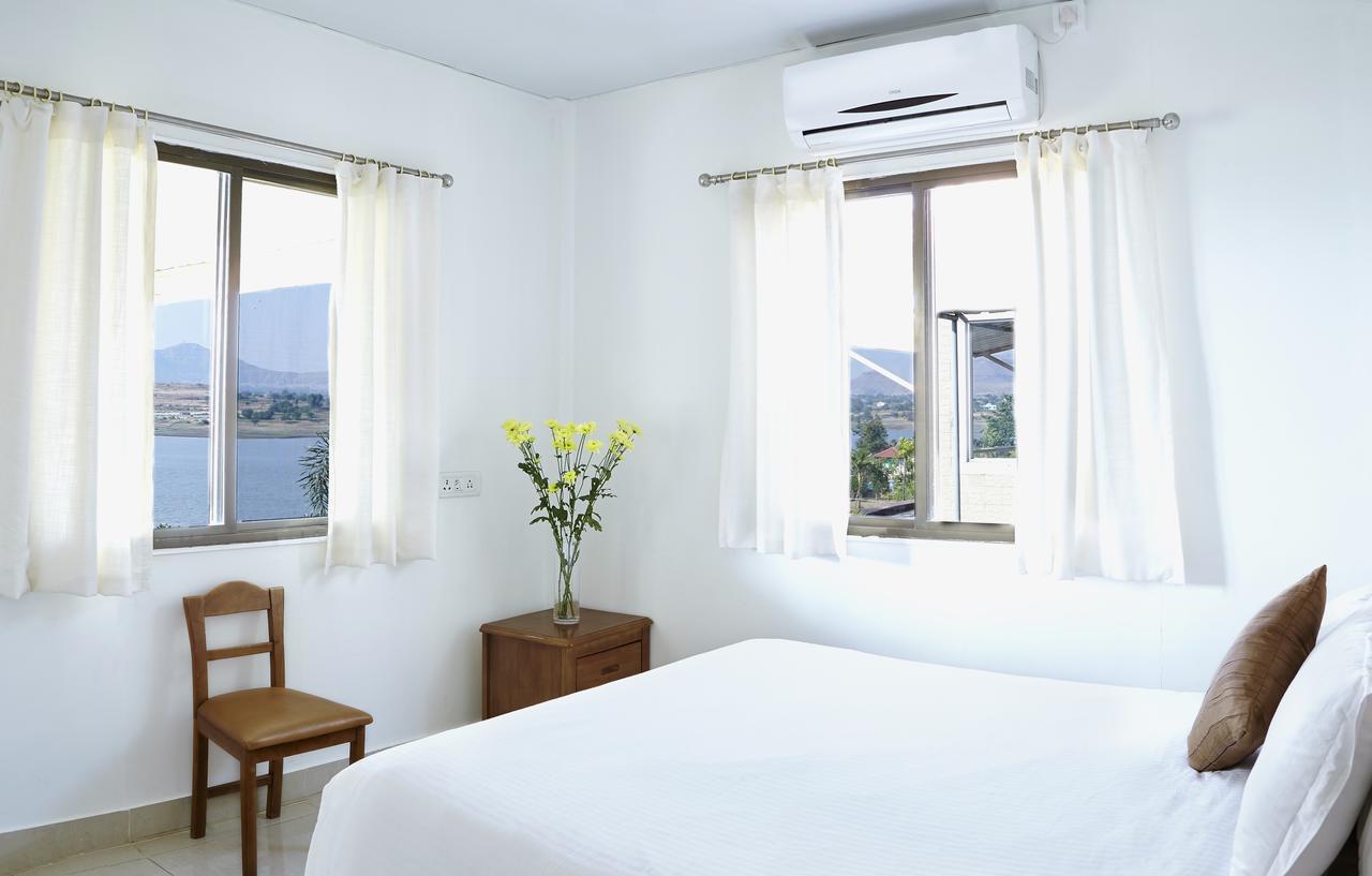 Savana Lake Resort Nashik Exterior foto